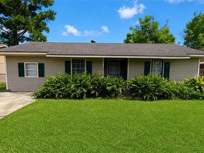 Property at 304 Butler Dr, Westwego, LA