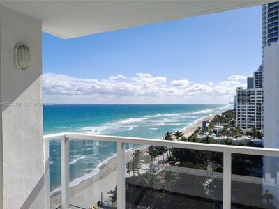 2751 S Ocean Dr APT 1106S