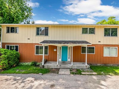 5101 N 49th STREET