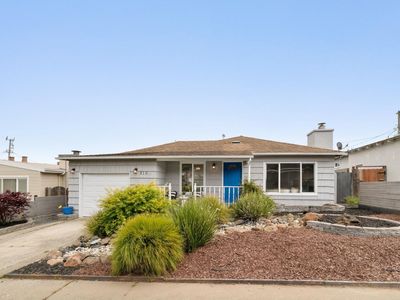 215 Mansfield Dr