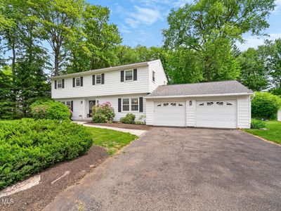 77 Huntersfield Road