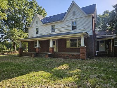 301 N Old Laurens Rd