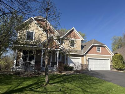 10601 Watersedge Ln
