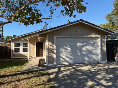 1209 North Ave