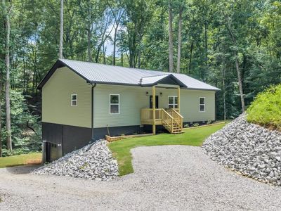 226 Woodland Way