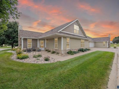 5511 E Eastbridge Pl