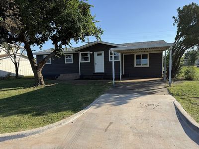 723 SW 45th St