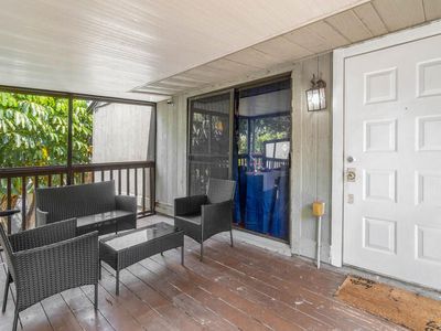 2 Crossings Circle E #E