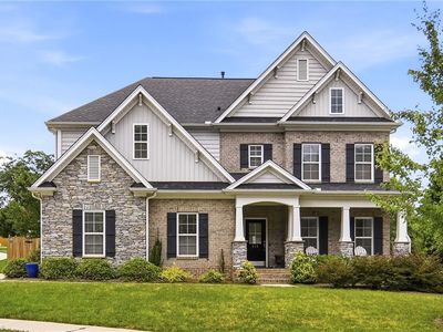 528 Amos Garden Dr
