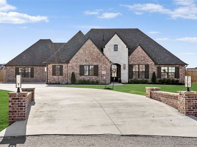 17811 S 45th East Ave