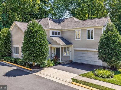 11201 Pavilion Club Ct