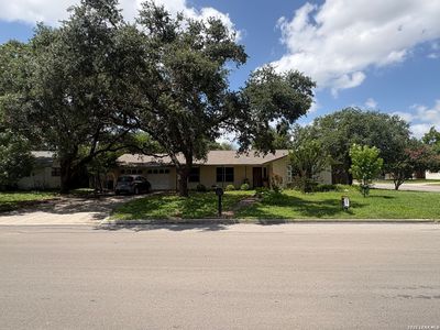 457 Winfield Blvd