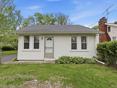 Property at 215 Endwell St, Novi, MI
