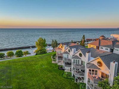 649 2nd St Unit 8