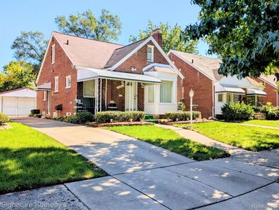 Property at 17268 Sunderland Rd, Detroit, MI