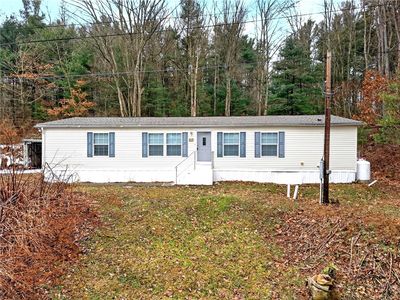 Property at 20 Evergreen Dr, Burgettstown, PA