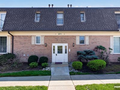 271 Collignon Way APT 4B