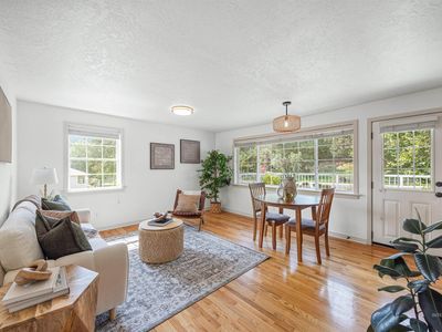 401 W Village Ln #401