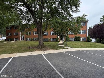242 Crocker Dr