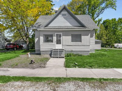 307 E Oneida St
