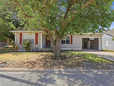 Property at 309 Elm St, Whitesboro, TX