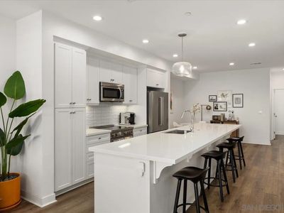 1107 Hibiscus Way