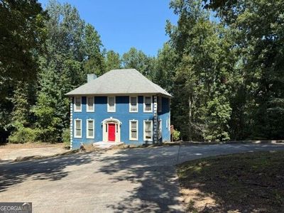 210 Hamilton Dr