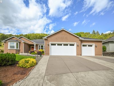 411 Oak Valley Loop