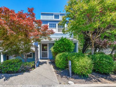6600 Yount Street #42