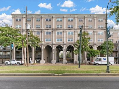 1750 Saint Charles Ave APT 420