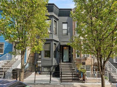 1404 Bergenline Ave
