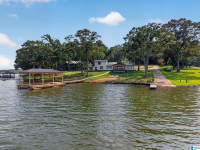 1216 Lakeside Dr