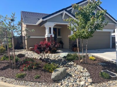9102 Cerro Vista Dr