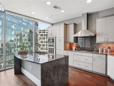 1065 Peachtree St NE UNIT 3301