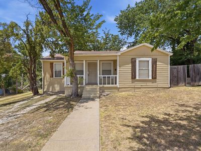 2663 Burton Ave