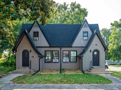 121 2nd St