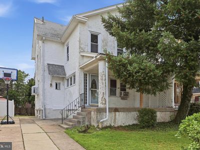 667 Rose St