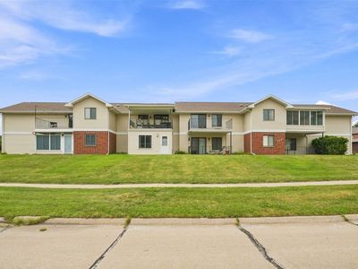 860 Edward Ct SE APT 105