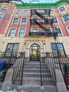 1500 Bedford Ave APT 1E