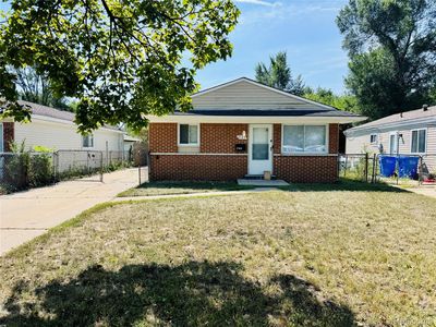 2184 Garrick Ave