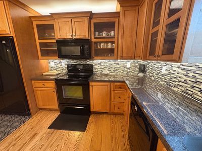 Property at 904 13th St, Highland, IL