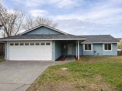 1270 W Hartley Ave