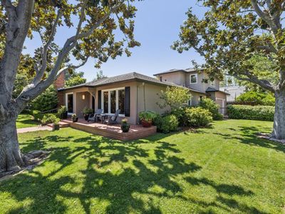 1800 Oakdell Dr