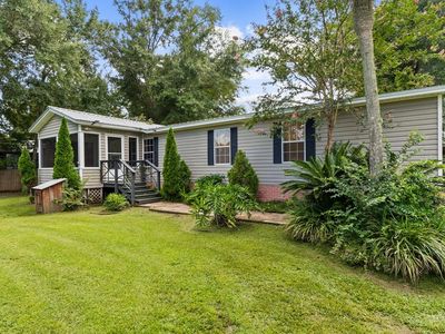 105 Riverview Dr