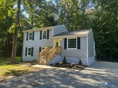 4901 Edinburg Ct