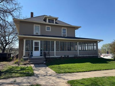 701 Maple St