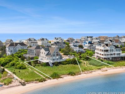 8 & 10 Dune Ln