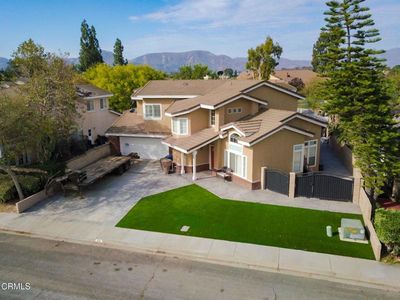 984 Meadowlark Dr
