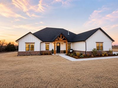 4348 Raymond Ln