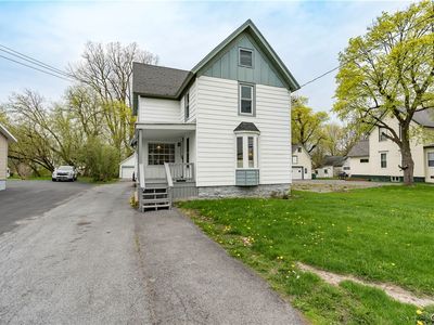 823 Mill St